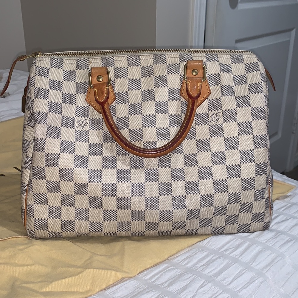 LV Speedy Damier Azur in beige size 30. Great condition! Authentic!
